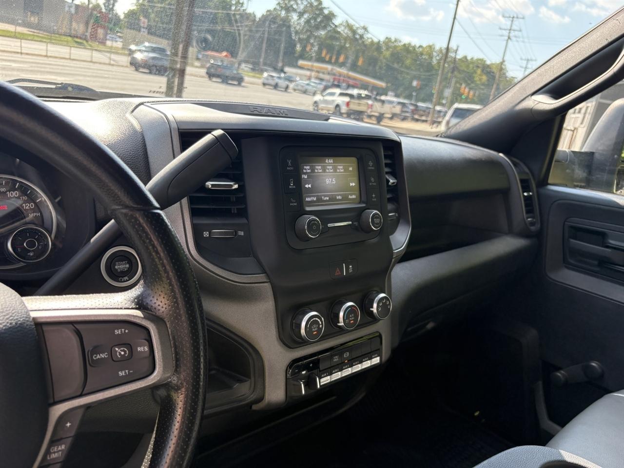 RAM 5500 Regular Cab LWB 4WD DRW 2023