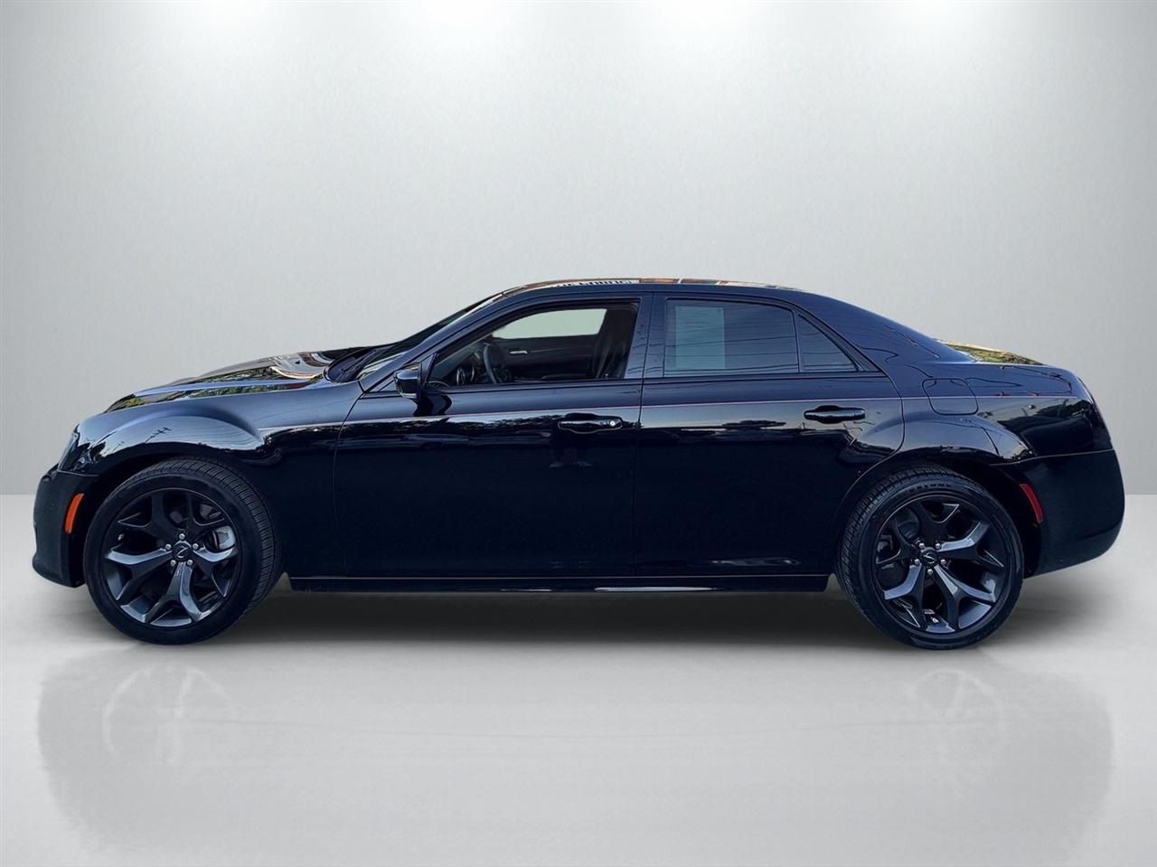 Chrysler 300 Touring L 2023