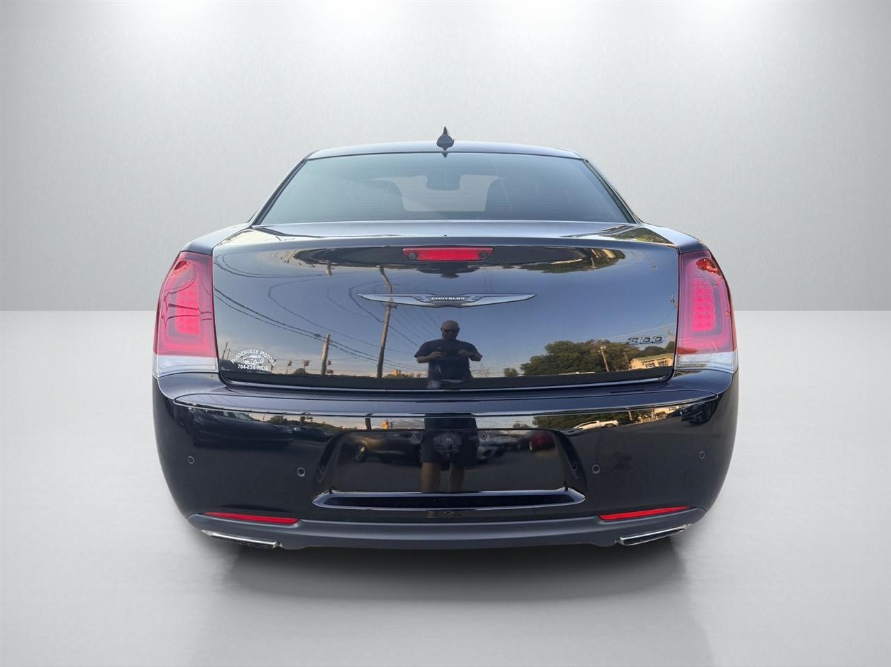 Chrysler 300 Touring L 2023