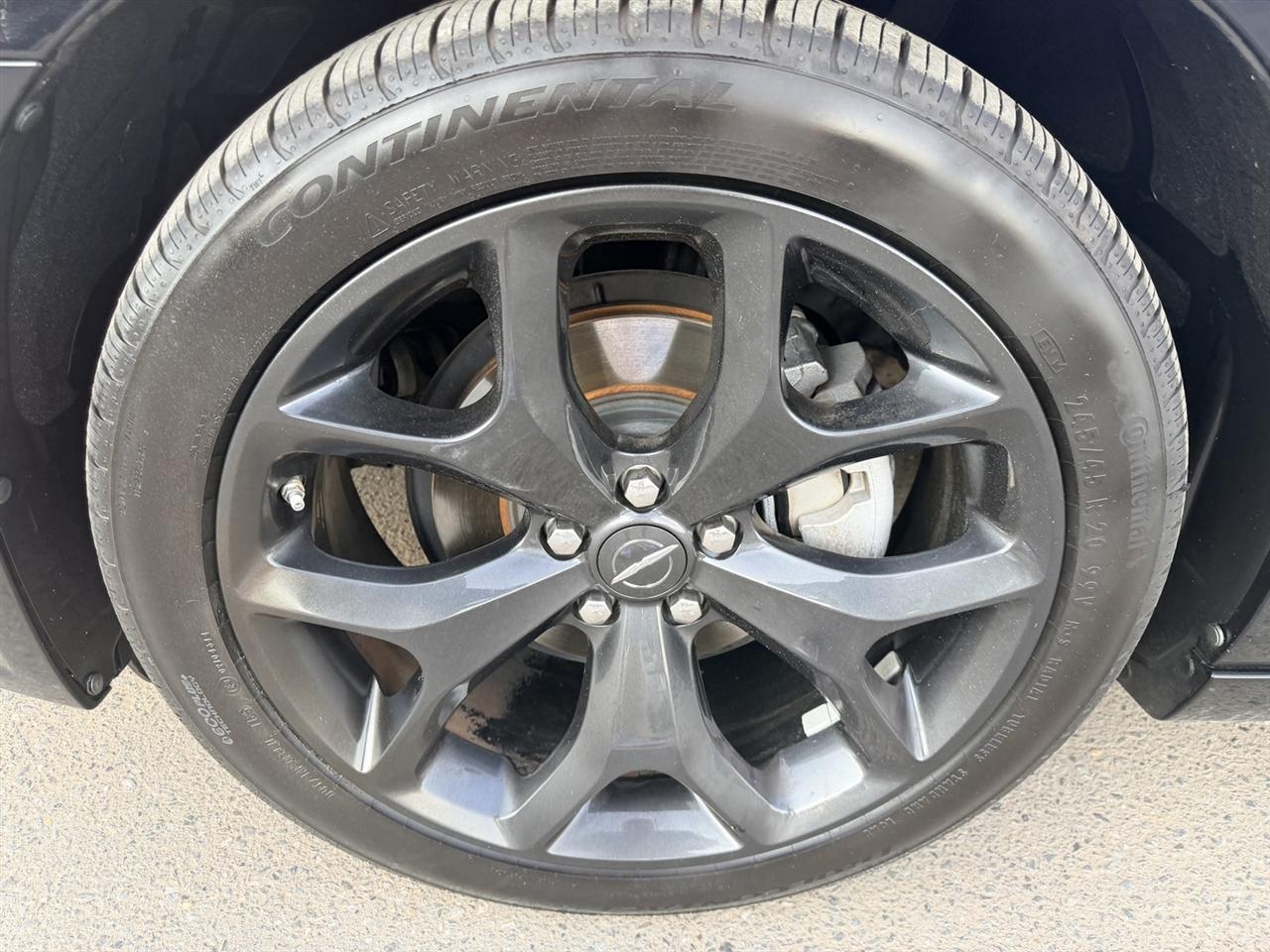 Chrysler 300 Touring L 2023
