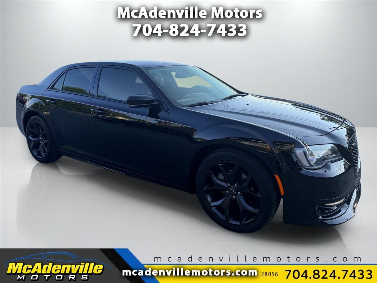 2023 Chrysler 300 Touring L