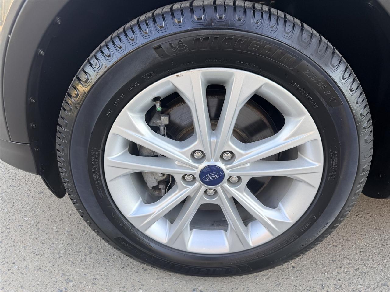 Ford Escape SE 4WD 2017