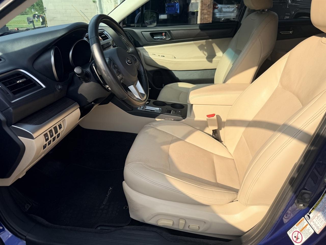Subaru Legacy 2.5i Limited 2015