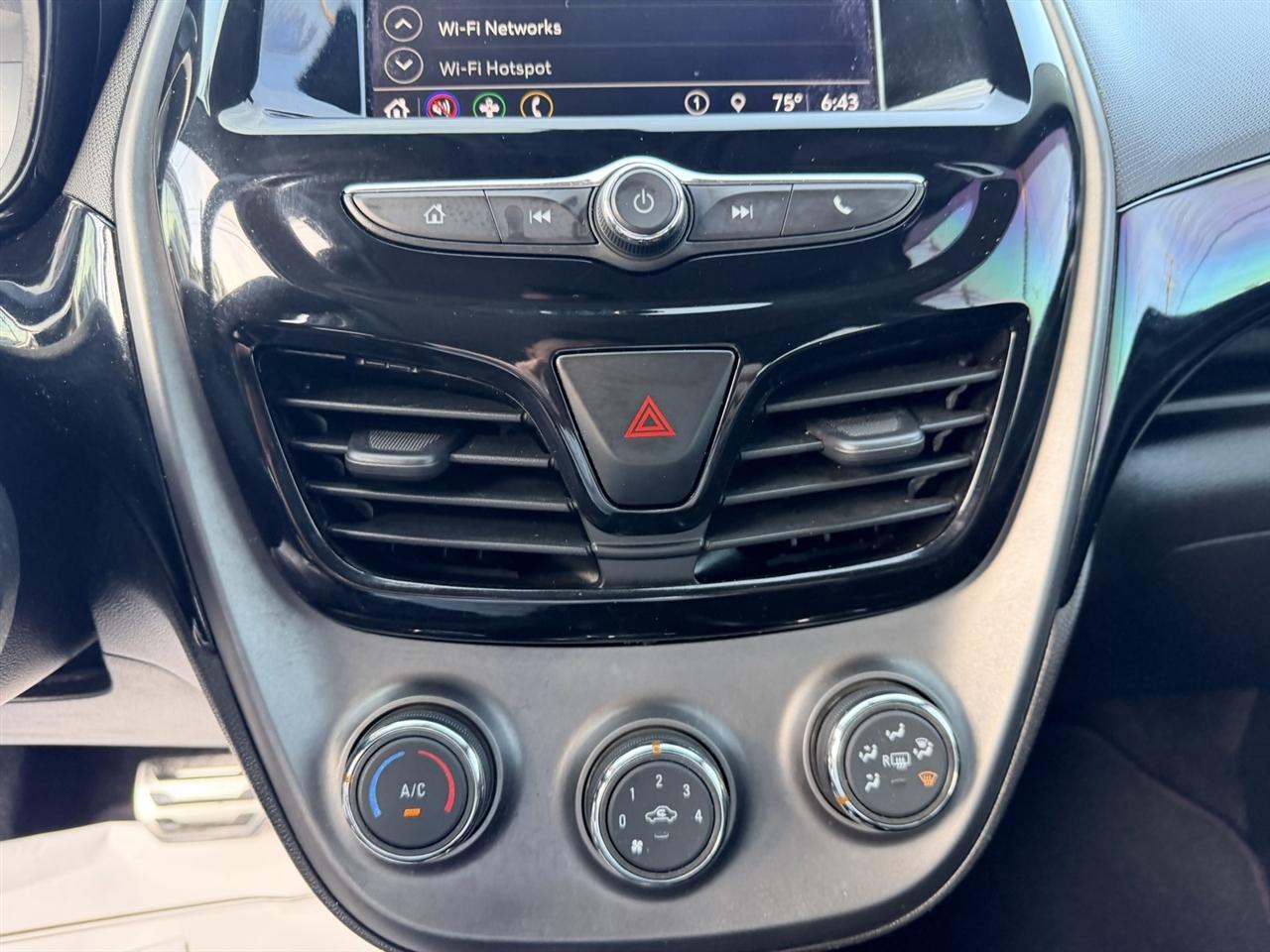 Chevrolet Spark photo 21