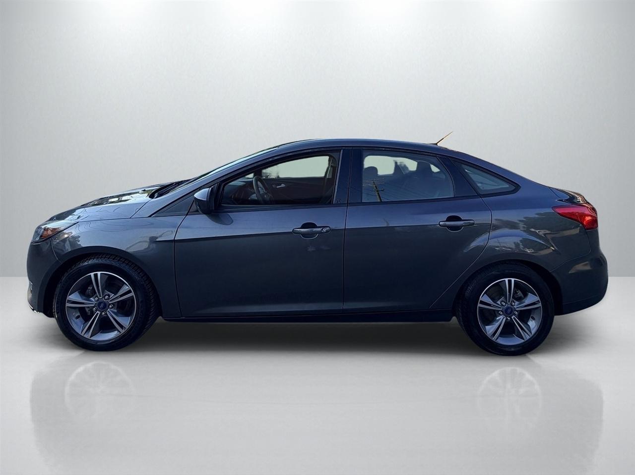 Ford Focus SE Sedan 2018