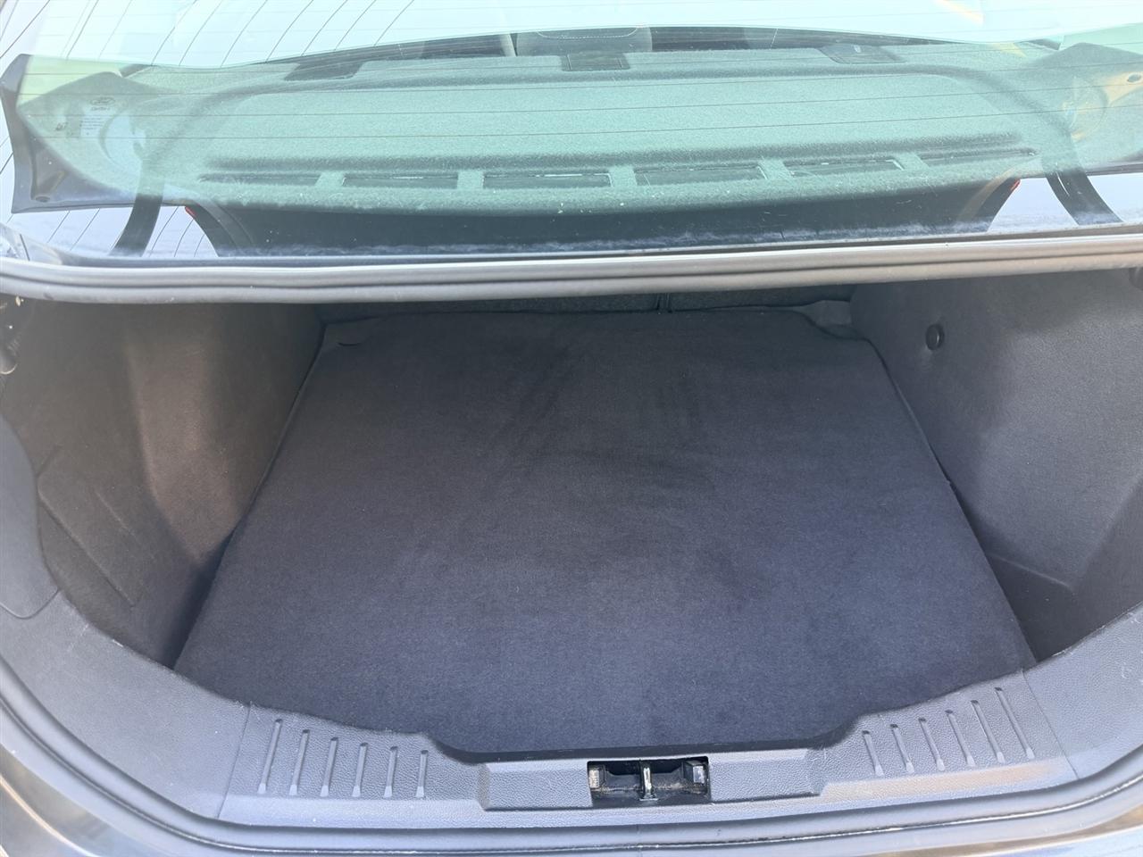 Ford Focus SE Sedan 2018