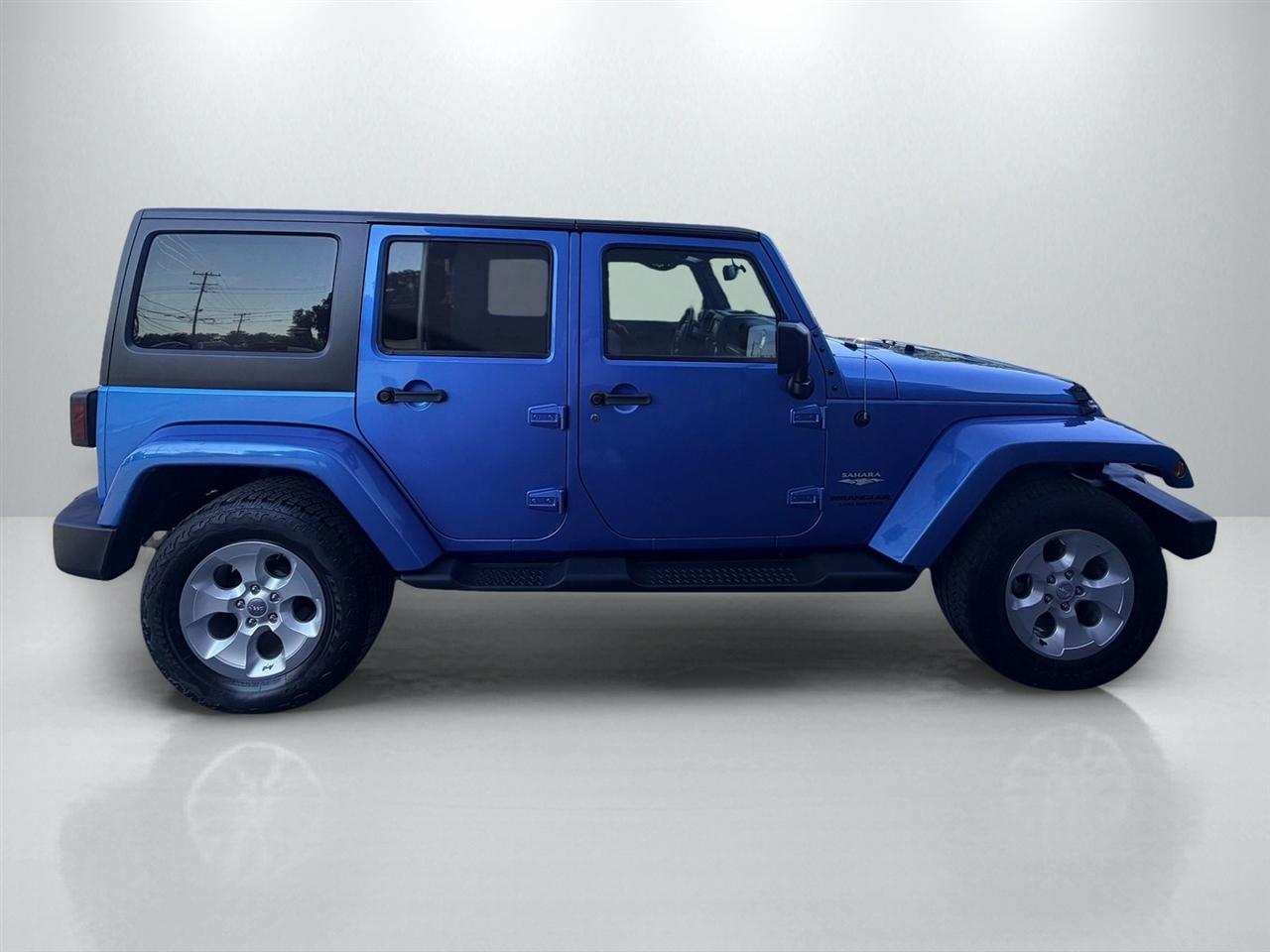 Jeep Wrangler Unlimited Sahara 4WD 2015