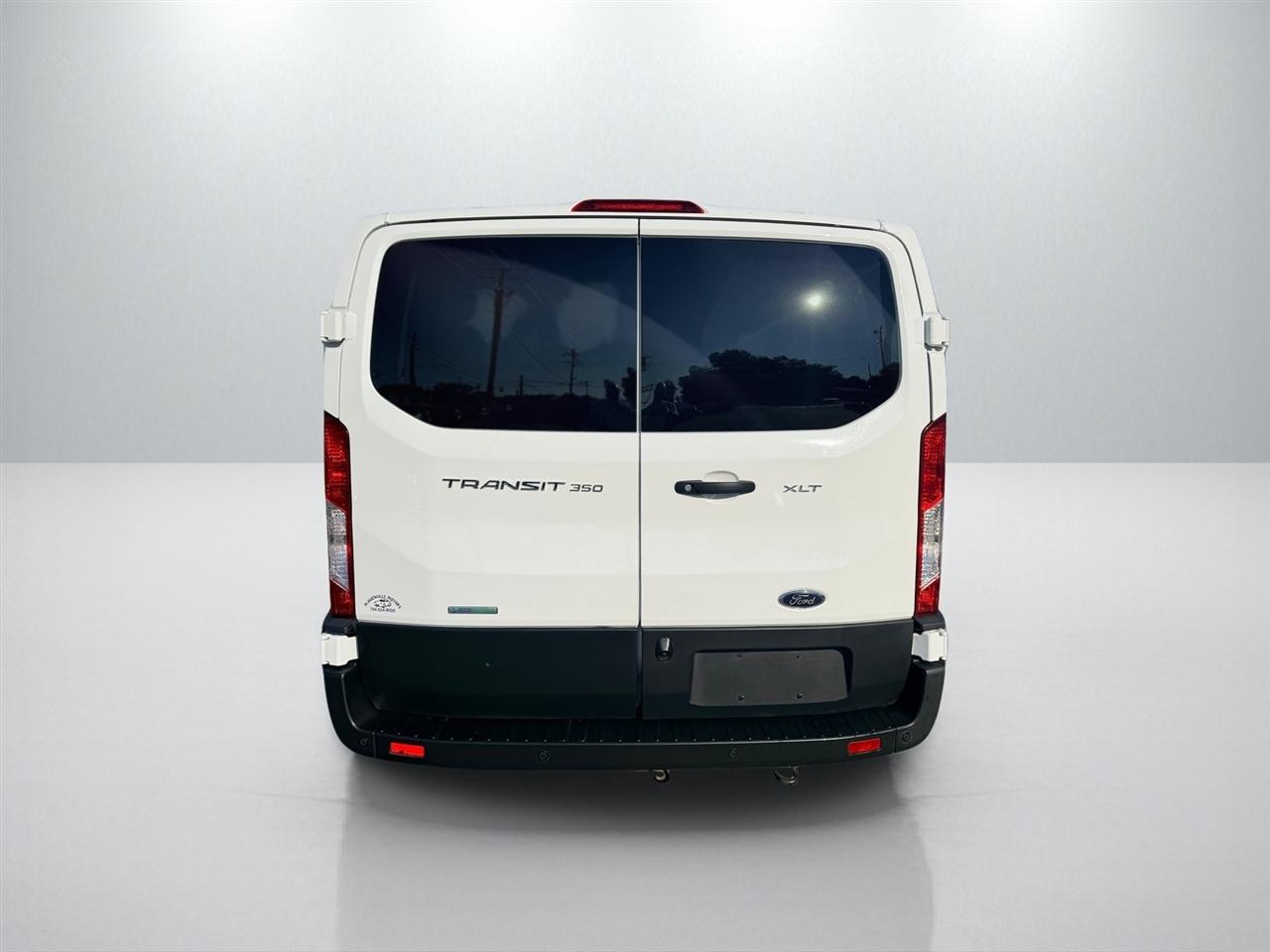 Ford Transit 350 Wagon Low Roof XL w/Sliding Pass. 148-in. WB 2025