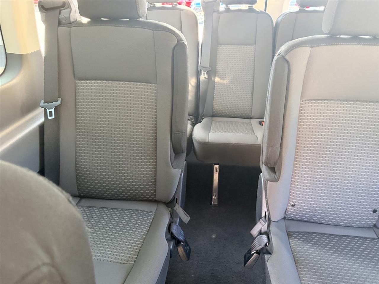 Ford Transit 350 Wagon Low Roof XL w/Sliding Pass. 148-in. WB 2025