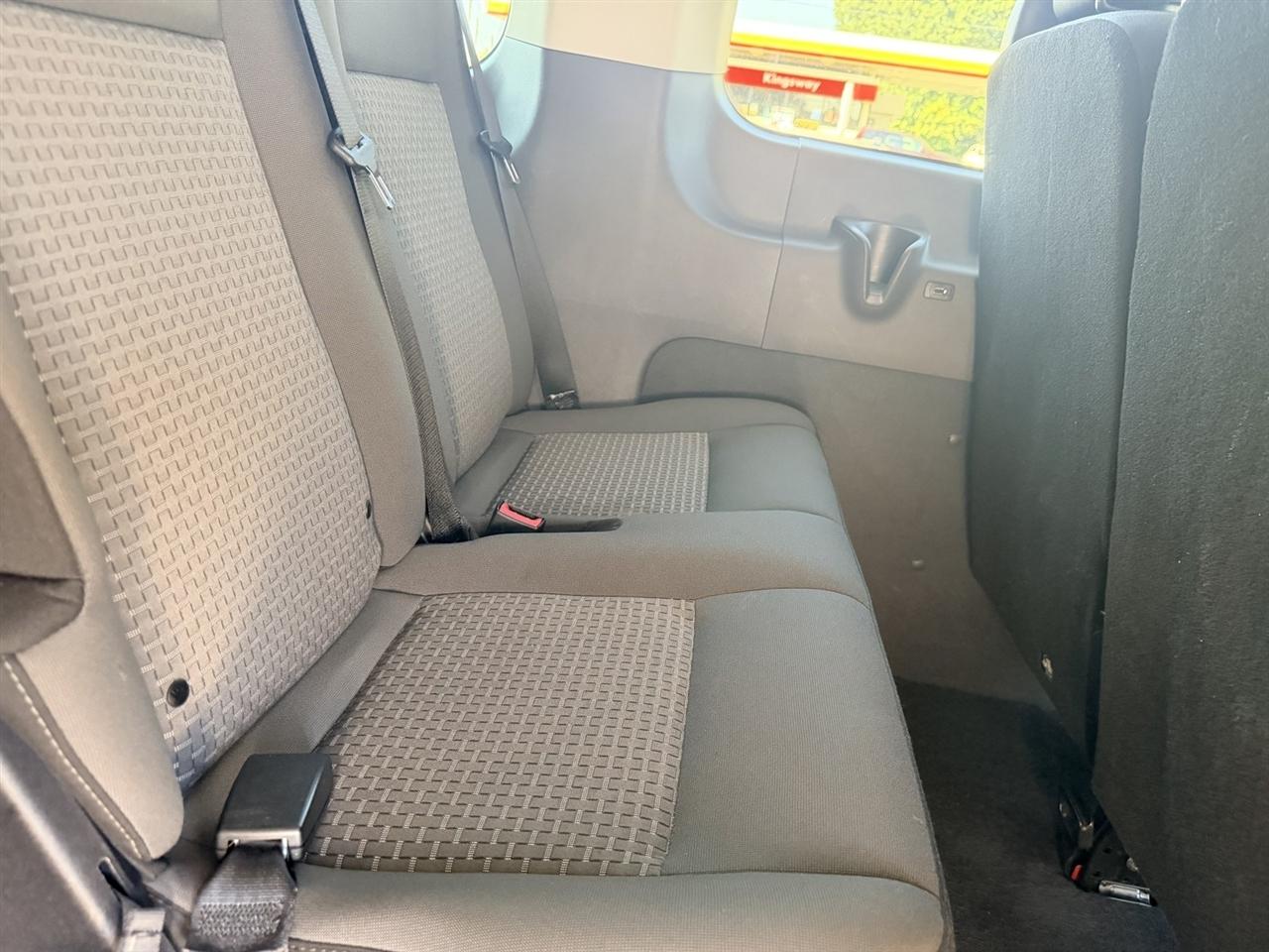 Ford Transit 350 Wagon Low Roof XL w/Sliding Pass. 148-in. WB 2025