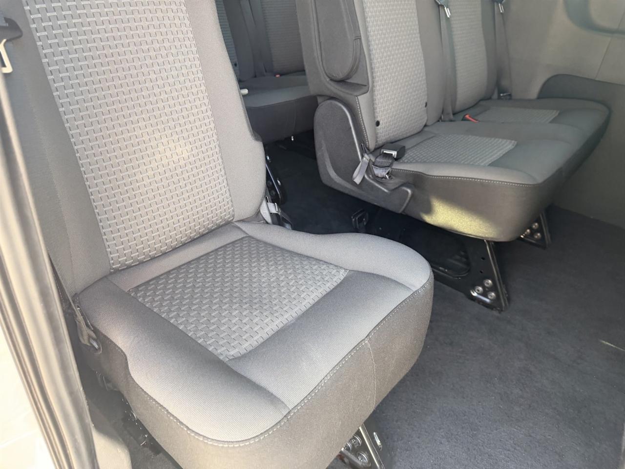Ford Transit 350 Wagon Low Roof XL w/Sliding Pass. 148-in. WB 2025