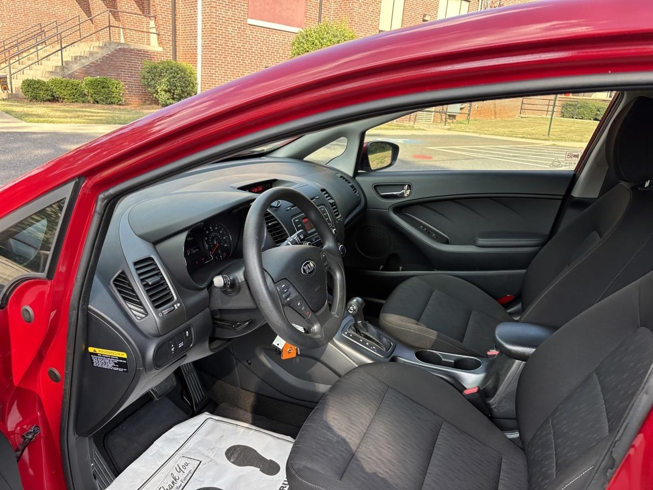 Kia Forte LX w/Popular Package 2016