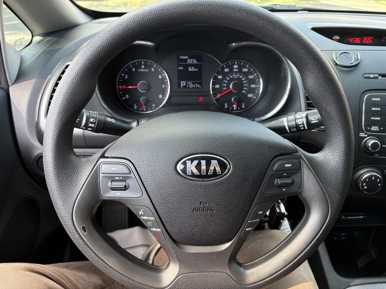 Kia Forte LX w/Popular Package 2016