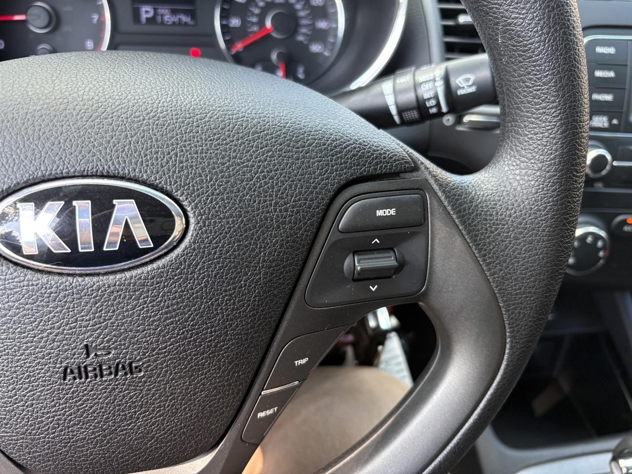 Kia Forte LX w/Popular Package 2016