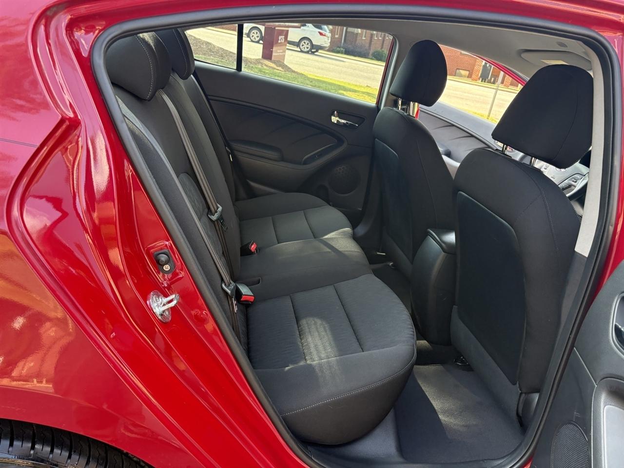 Kia Forte LX w/Popular Package 2016