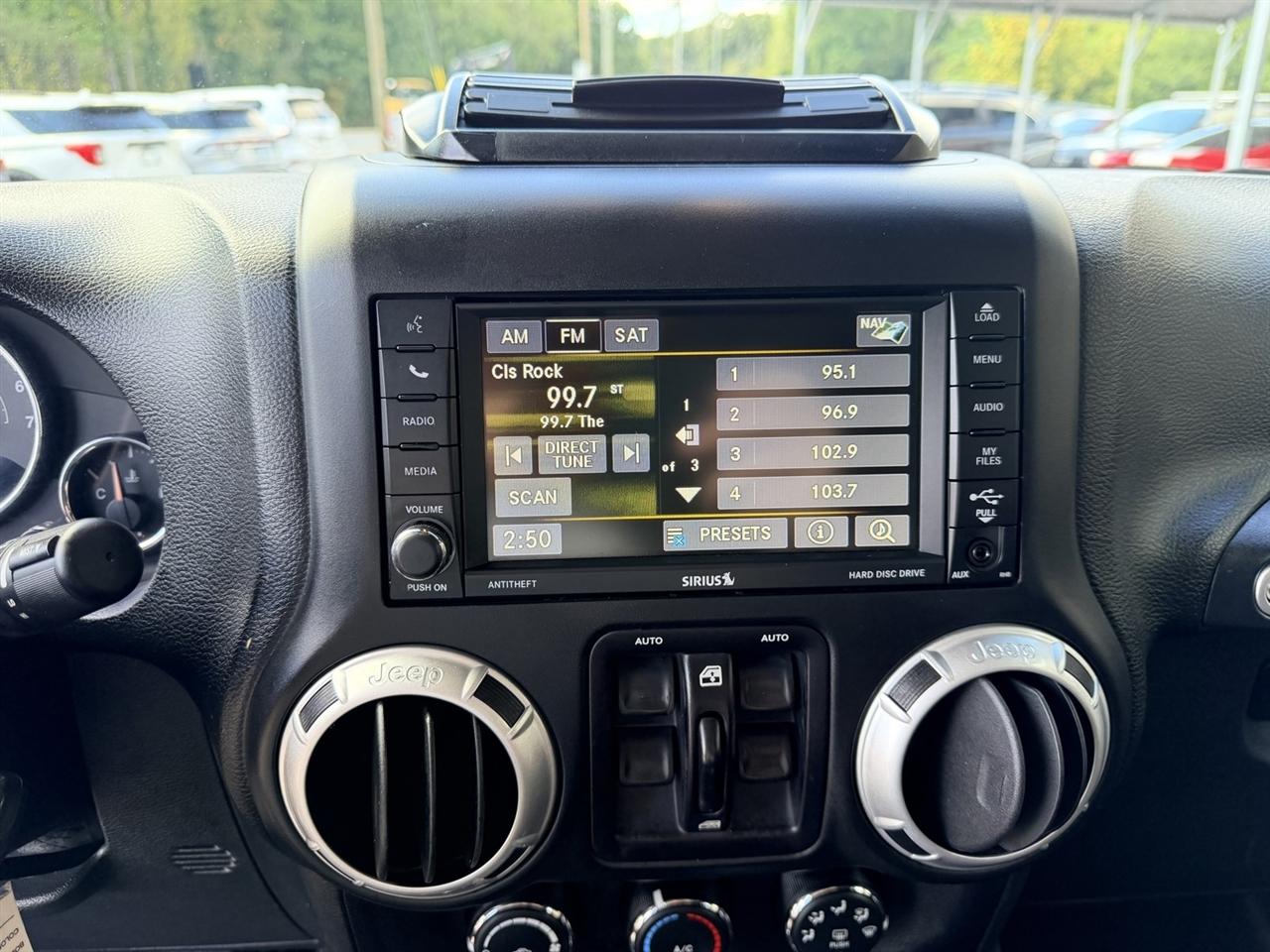 Jeep Wrangler Unlimited Rubicon 4WD 2015