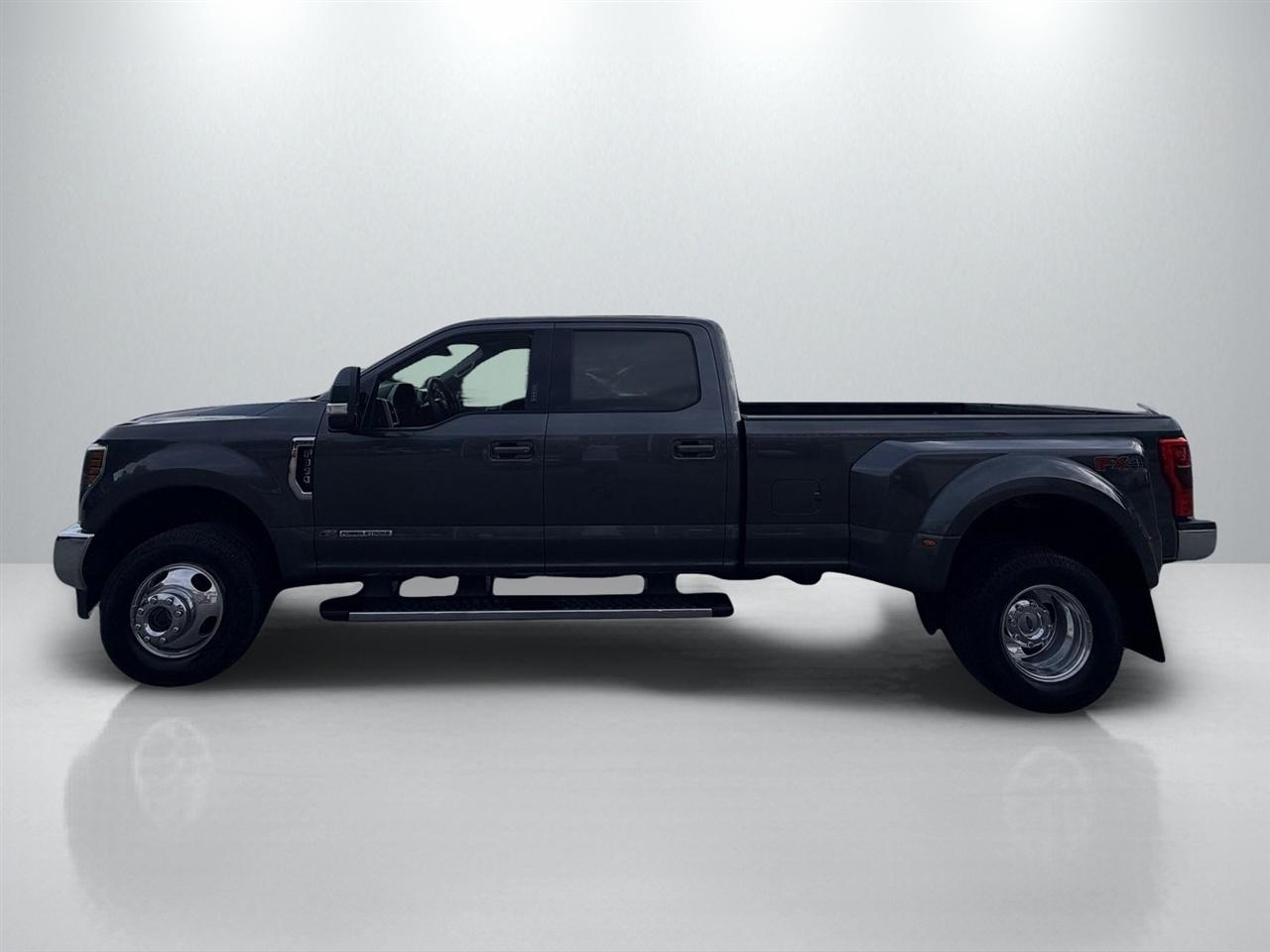 Ford F-350 SD Lariat Crew Cab 4WD DRW 2019