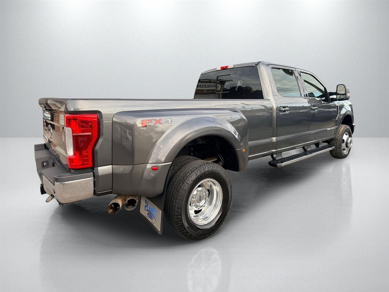 Ford F-350 SD Lariat Crew Cab 4WD DRW 2019