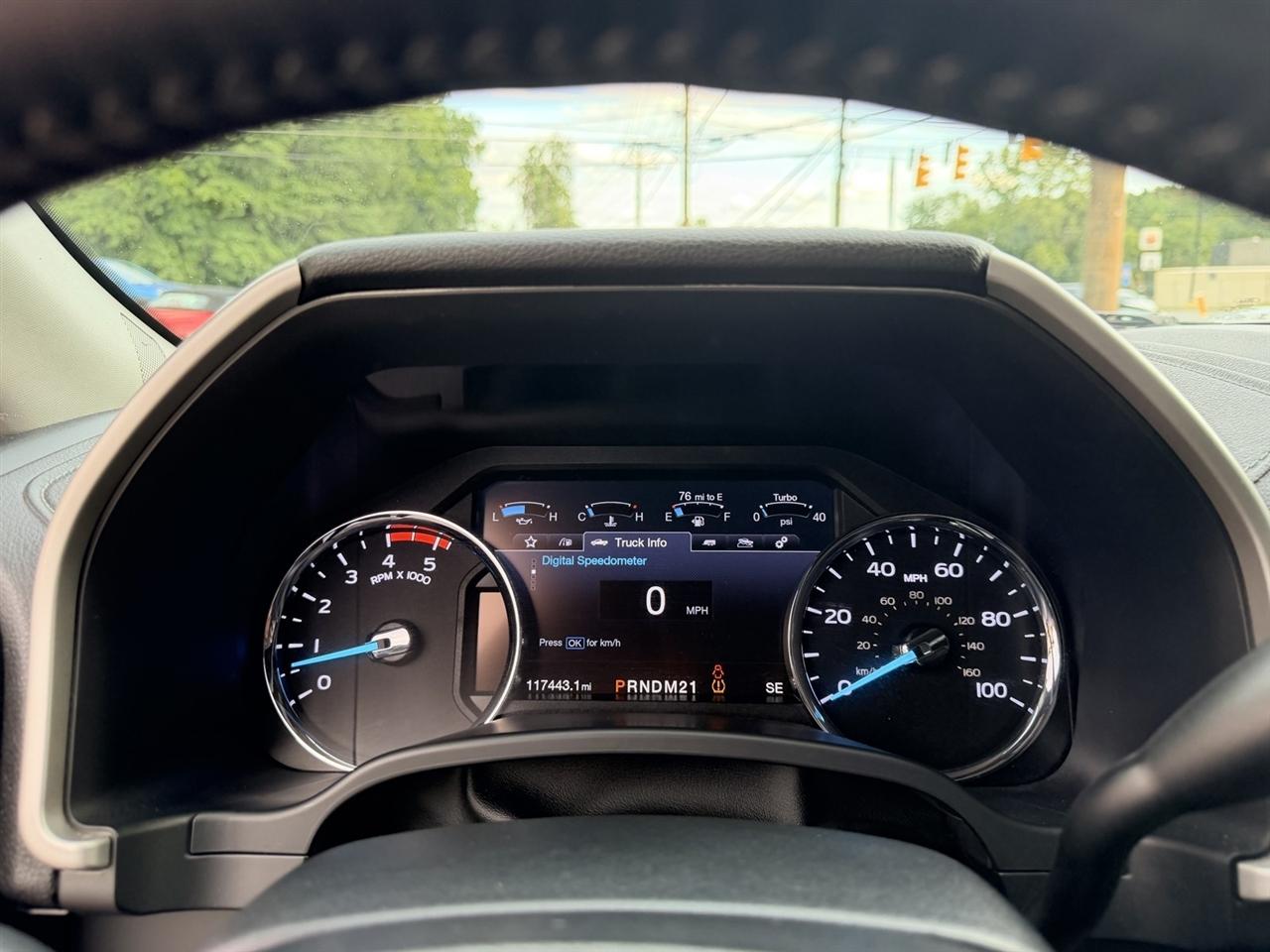 Ford F-350 SD Lariat Crew Cab 4WD DRW 2019