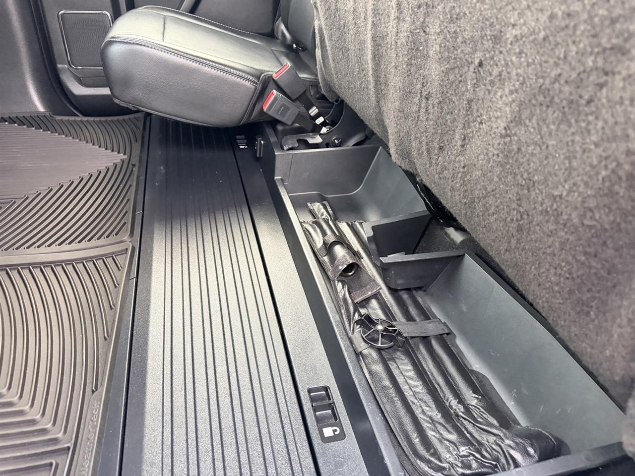 Ford F-350 SD Lariat Crew Cab 4WD DRW 2019