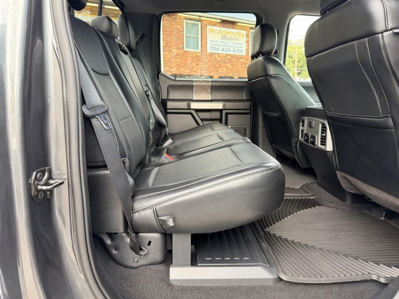 Ford F-350 SD Lariat Crew Cab 4WD DRW 2019