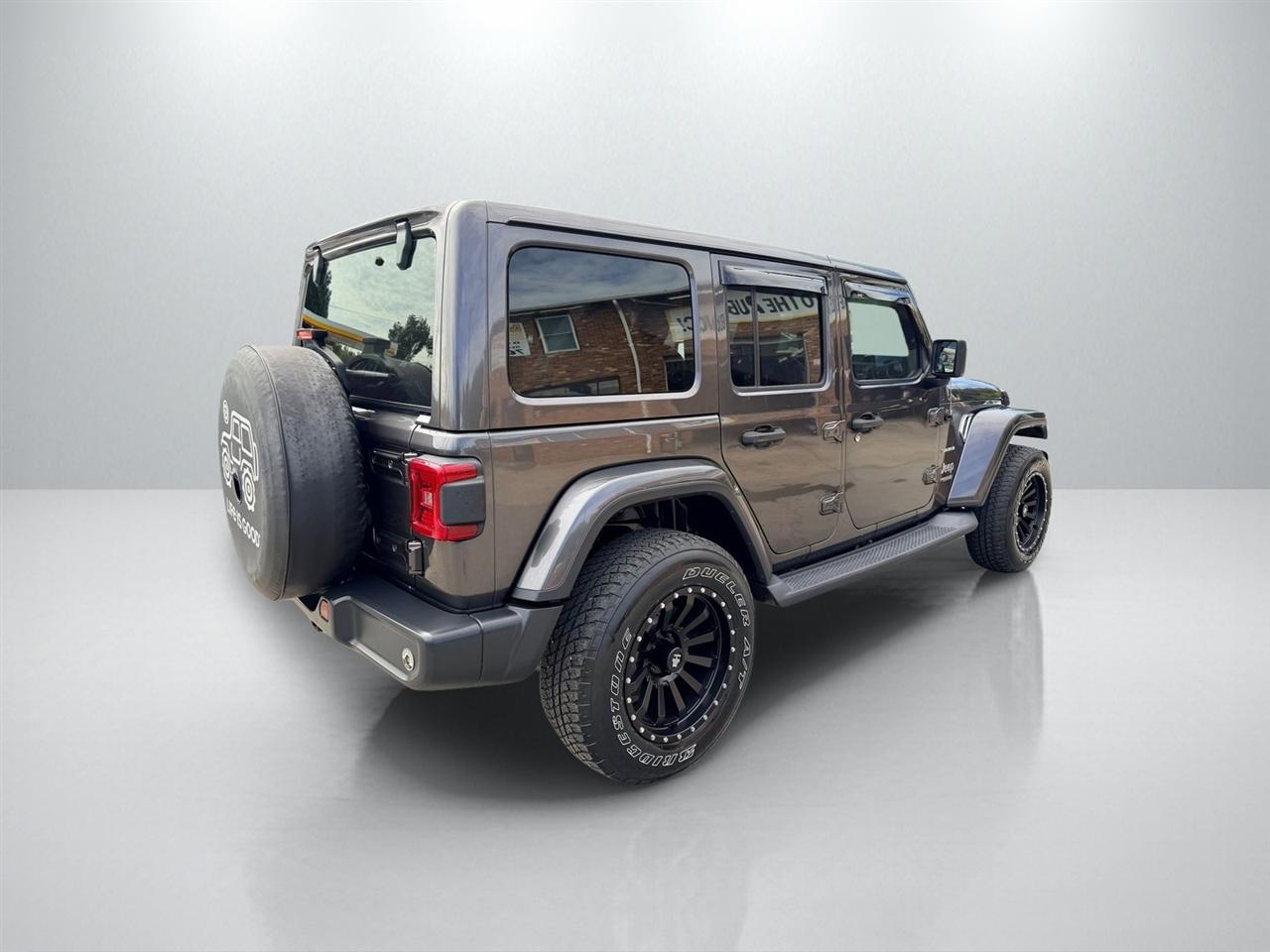 Jeep Wrangler Unlimited Sahara 2018