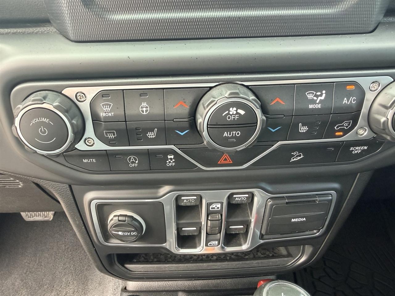 Jeep Wrangler Unlimited Sahara 2018