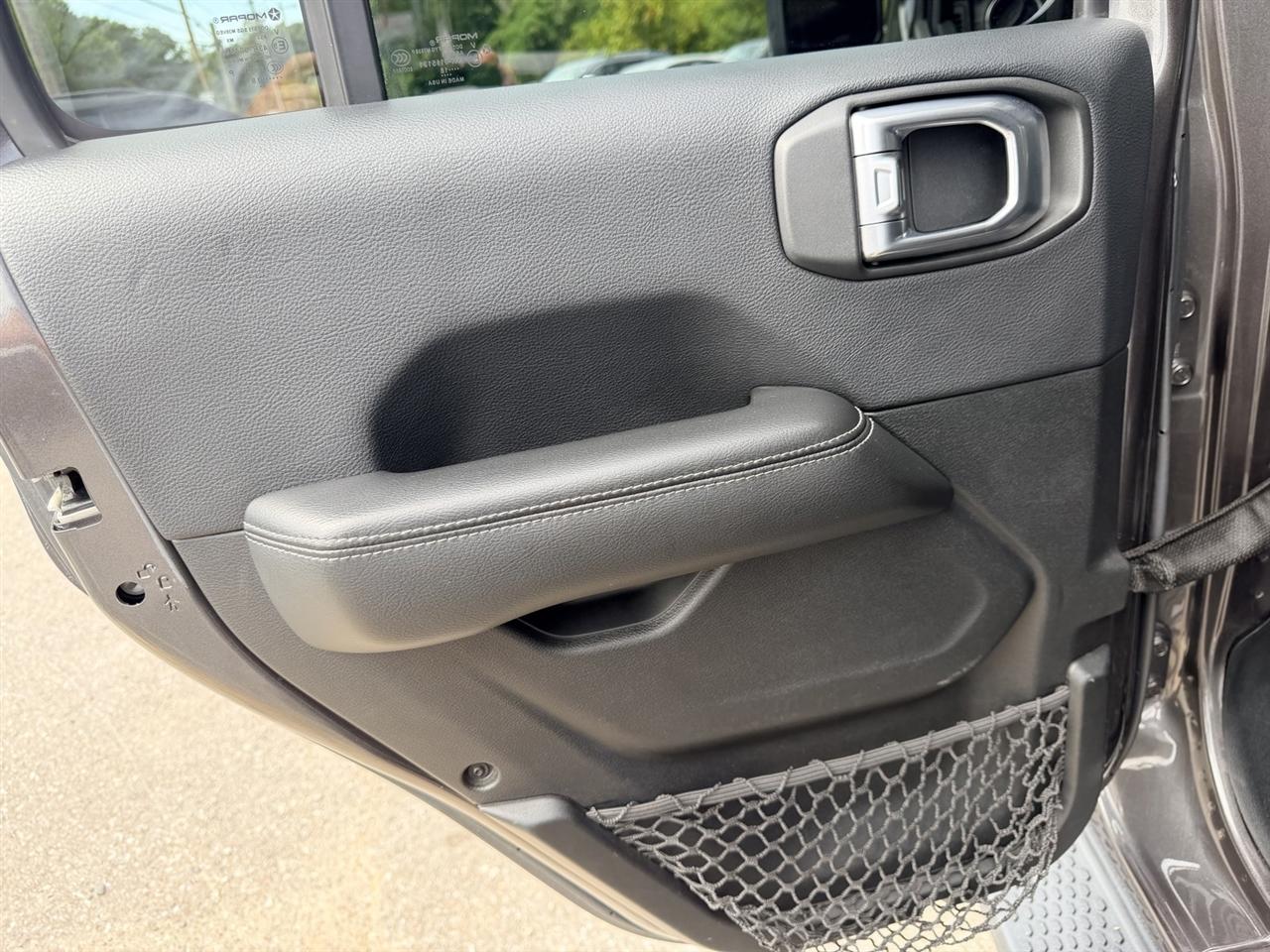Jeep Wrangler Unlimited Sahara 2018