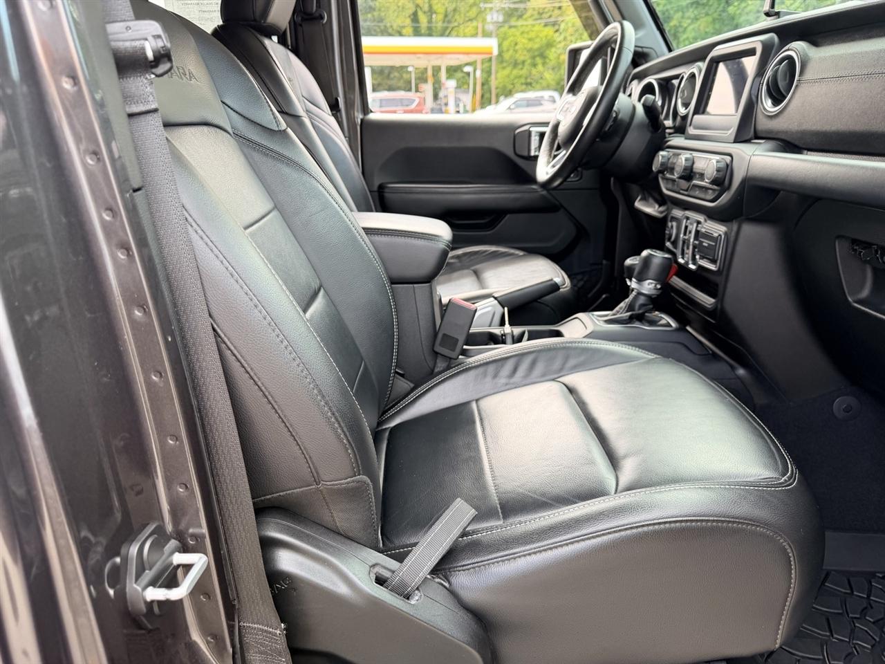 Jeep Wrangler Unlimited Sahara 2018