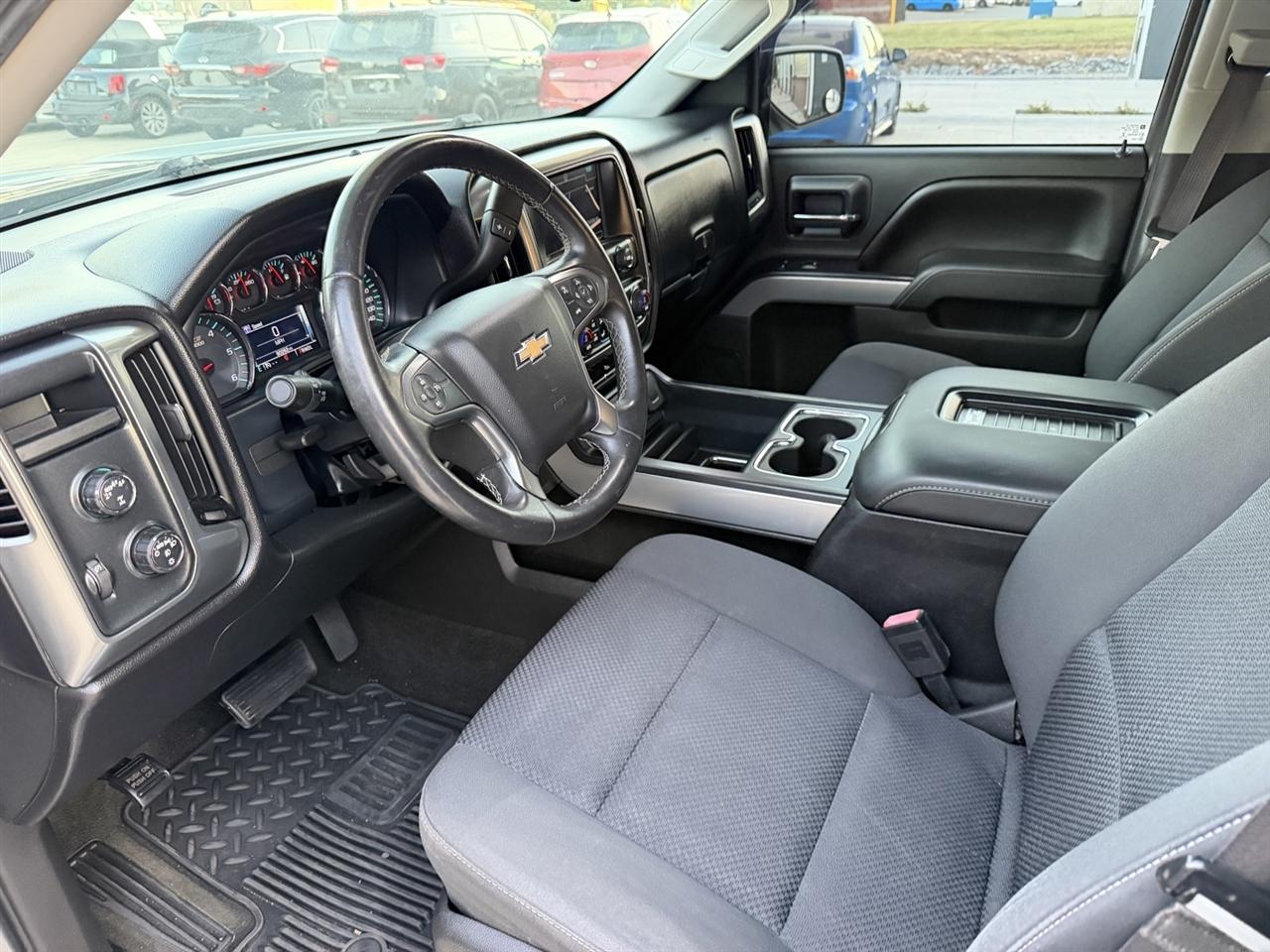 Chevrolet Silverado 1500 LT Z71 Crew Cab 4WD 2017