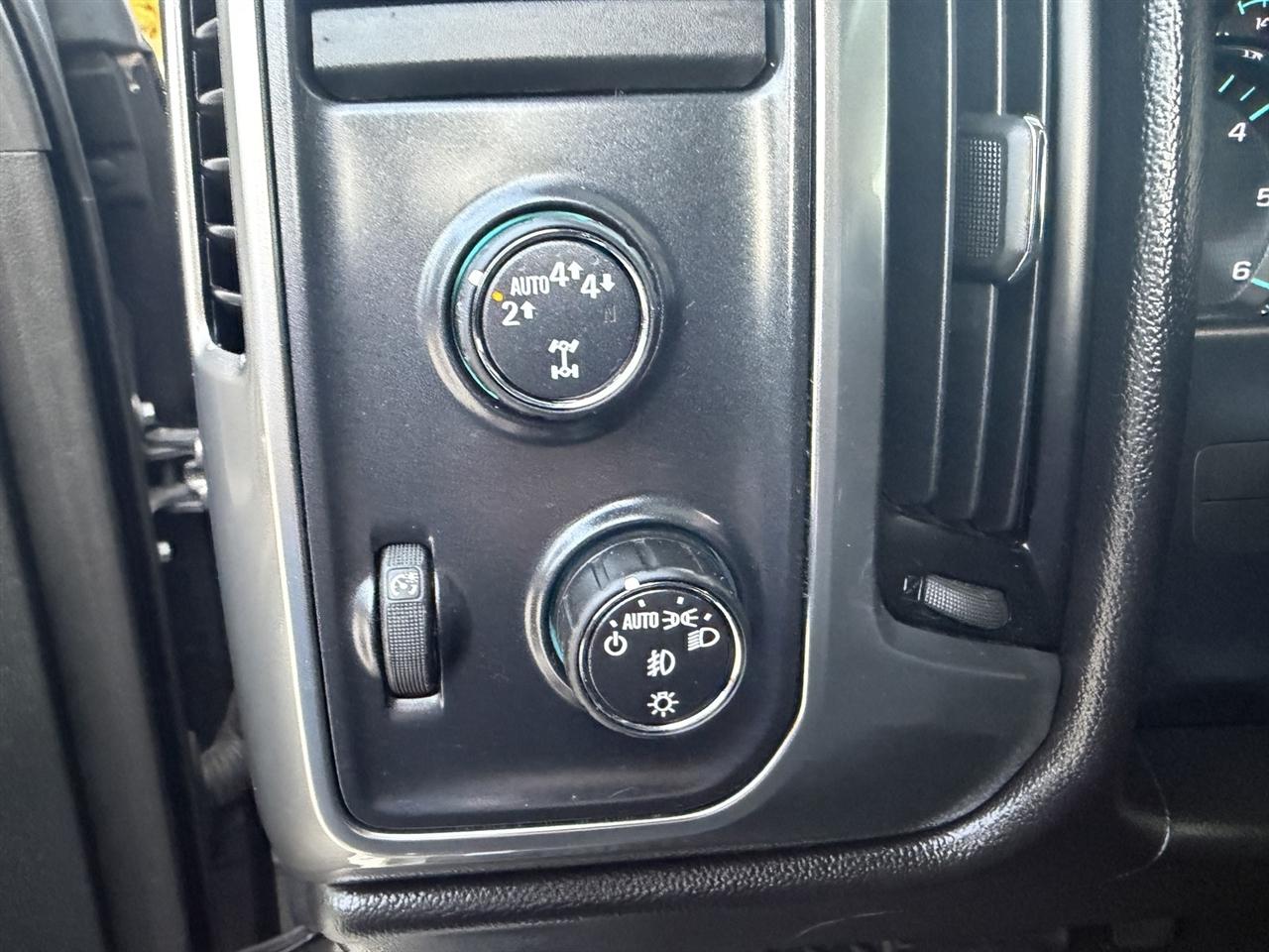 Chevrolet Silverado 1500 LT Z71 Crew Cab 4WD 2017