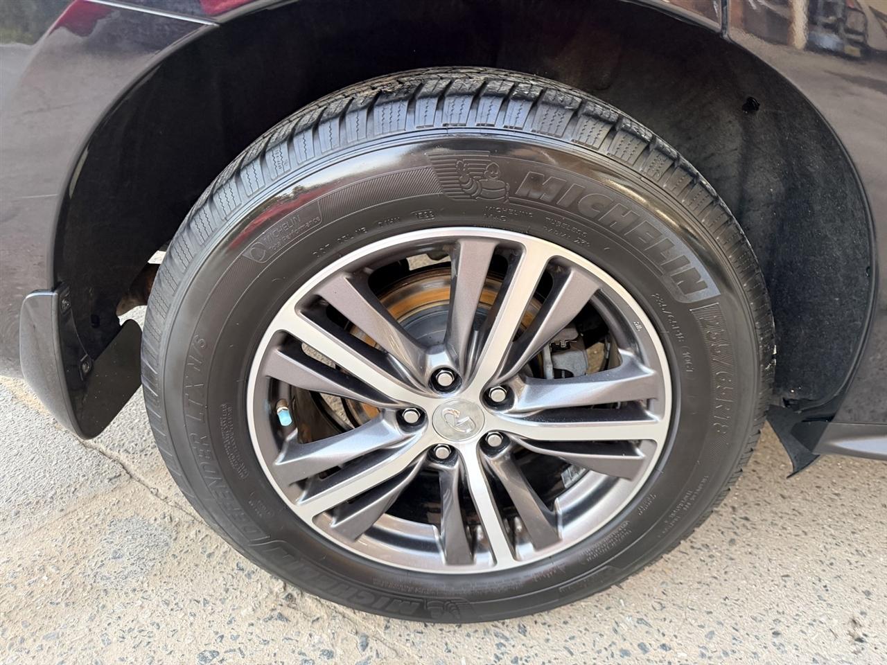 Infiniti QX60 PURE 2019