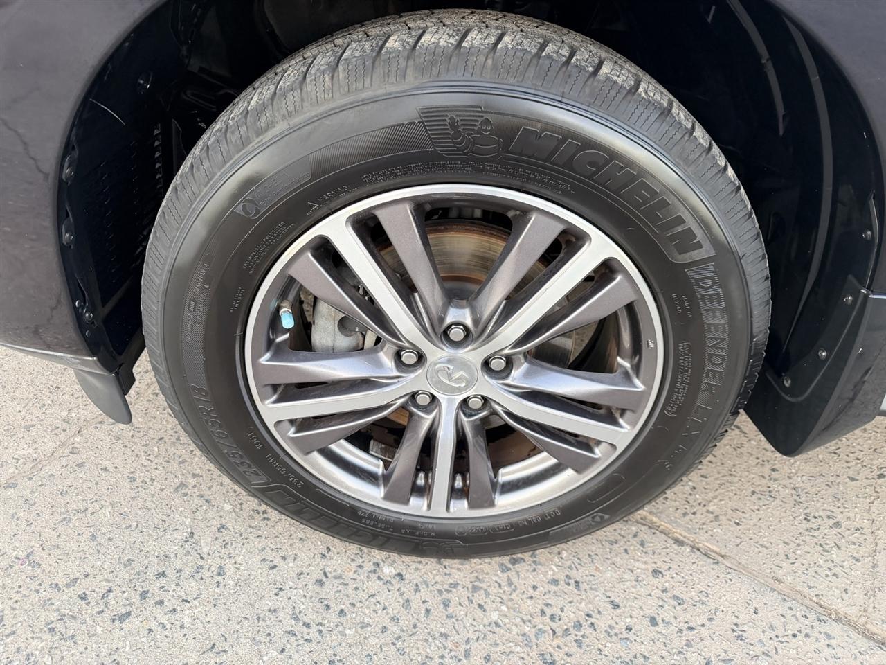 Infiniti QX60 PURE 2019