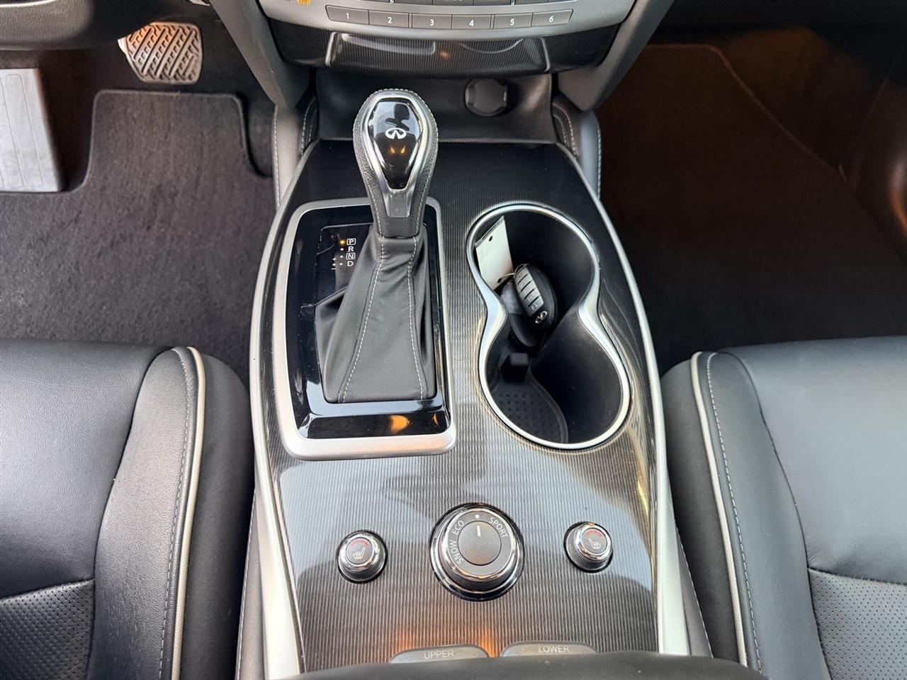 Infiniti QX60 PURE 2019