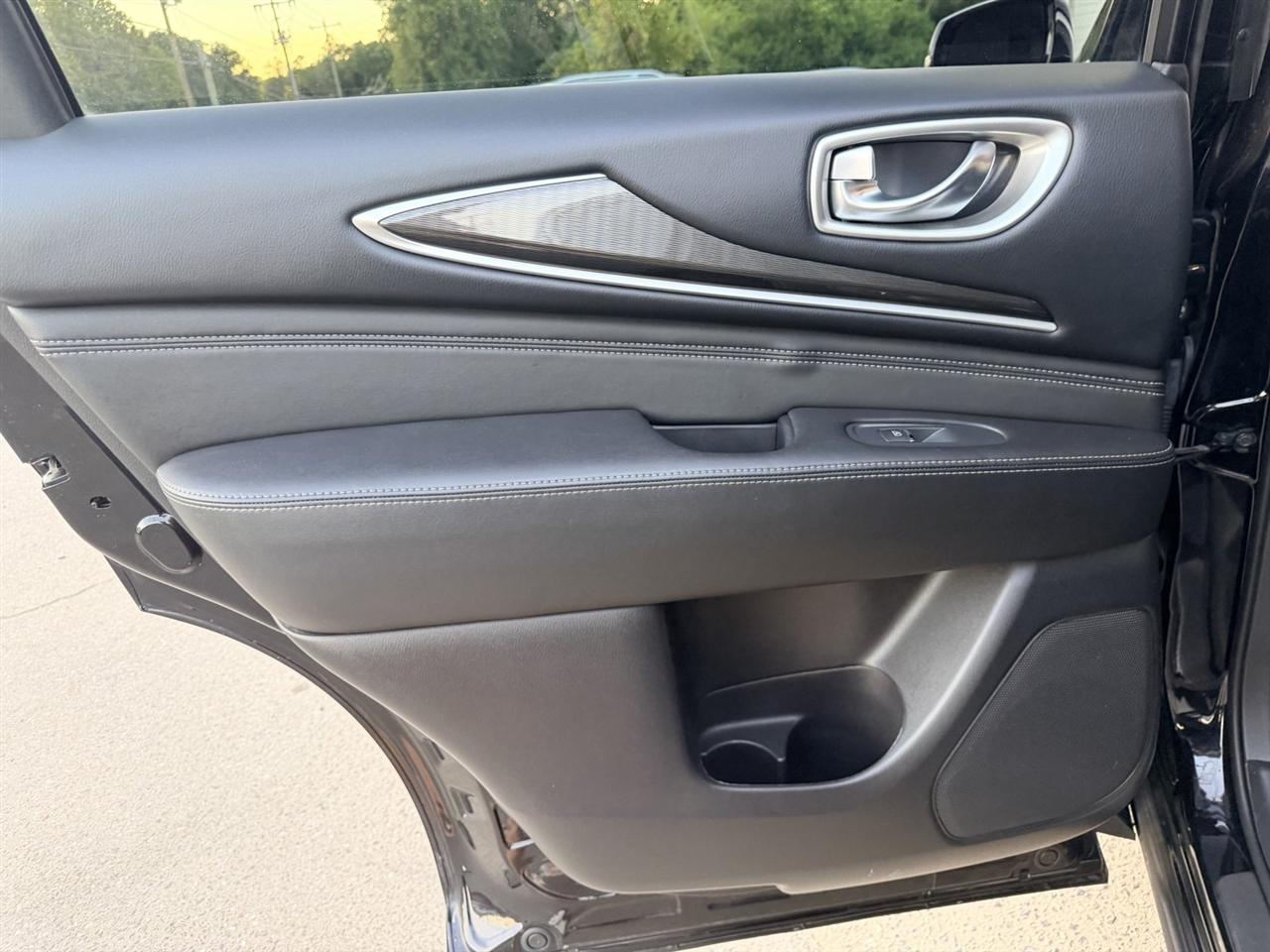 Infiniti QX60 PURE 2019