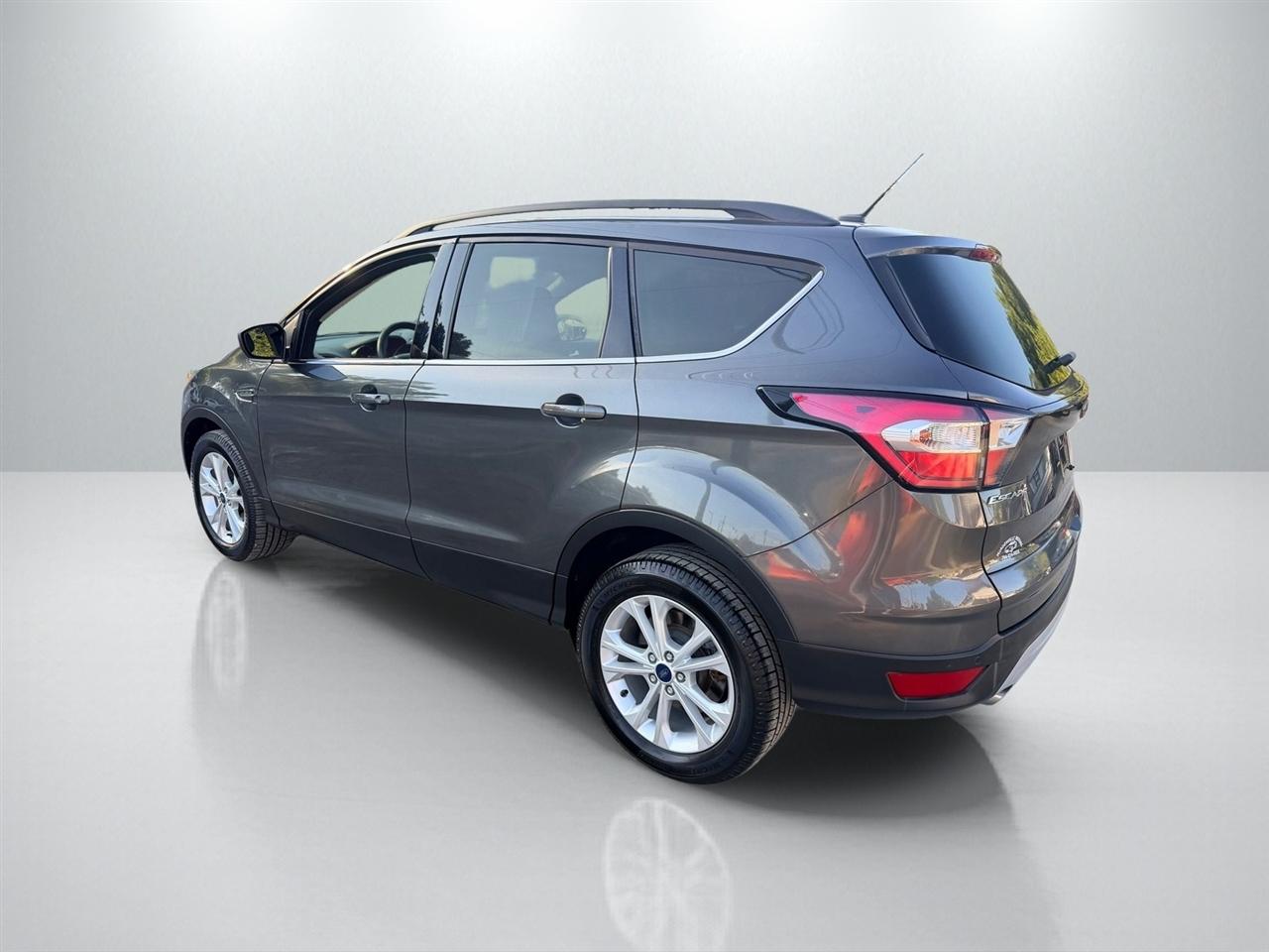Ford Escape SE 4D SUV 4WD 2017