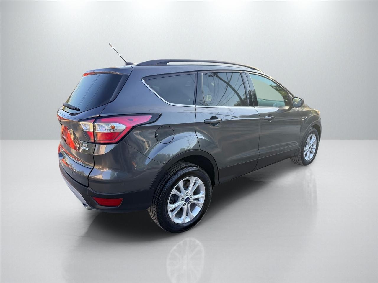 Ford Escape SE 4D SUV 4WD 2017
