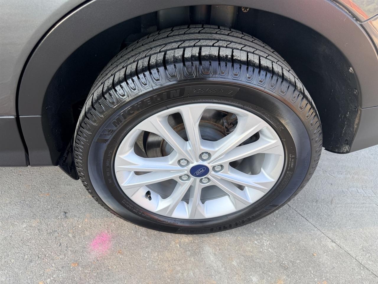 Ford Escape SE 4D SUV 4WD 2017