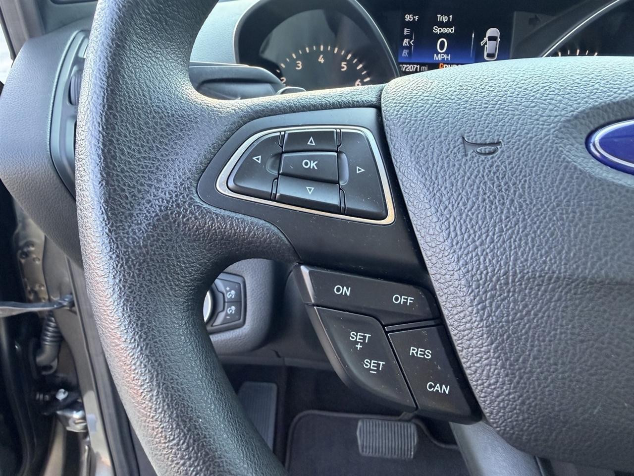 Ford Escape SE 4D SUV 4WD 2017