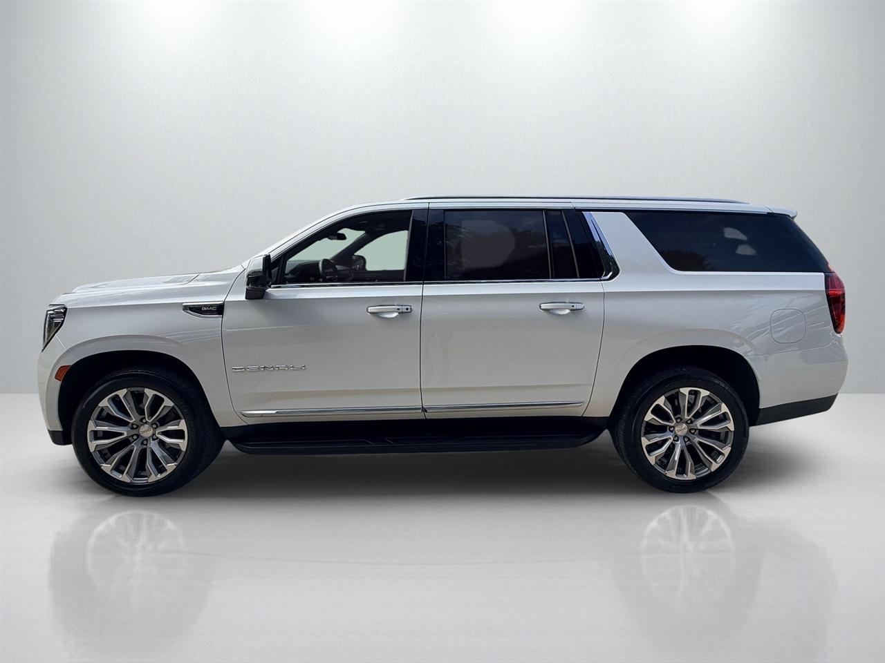 GMC Yukon XL Denali 4WD 2021