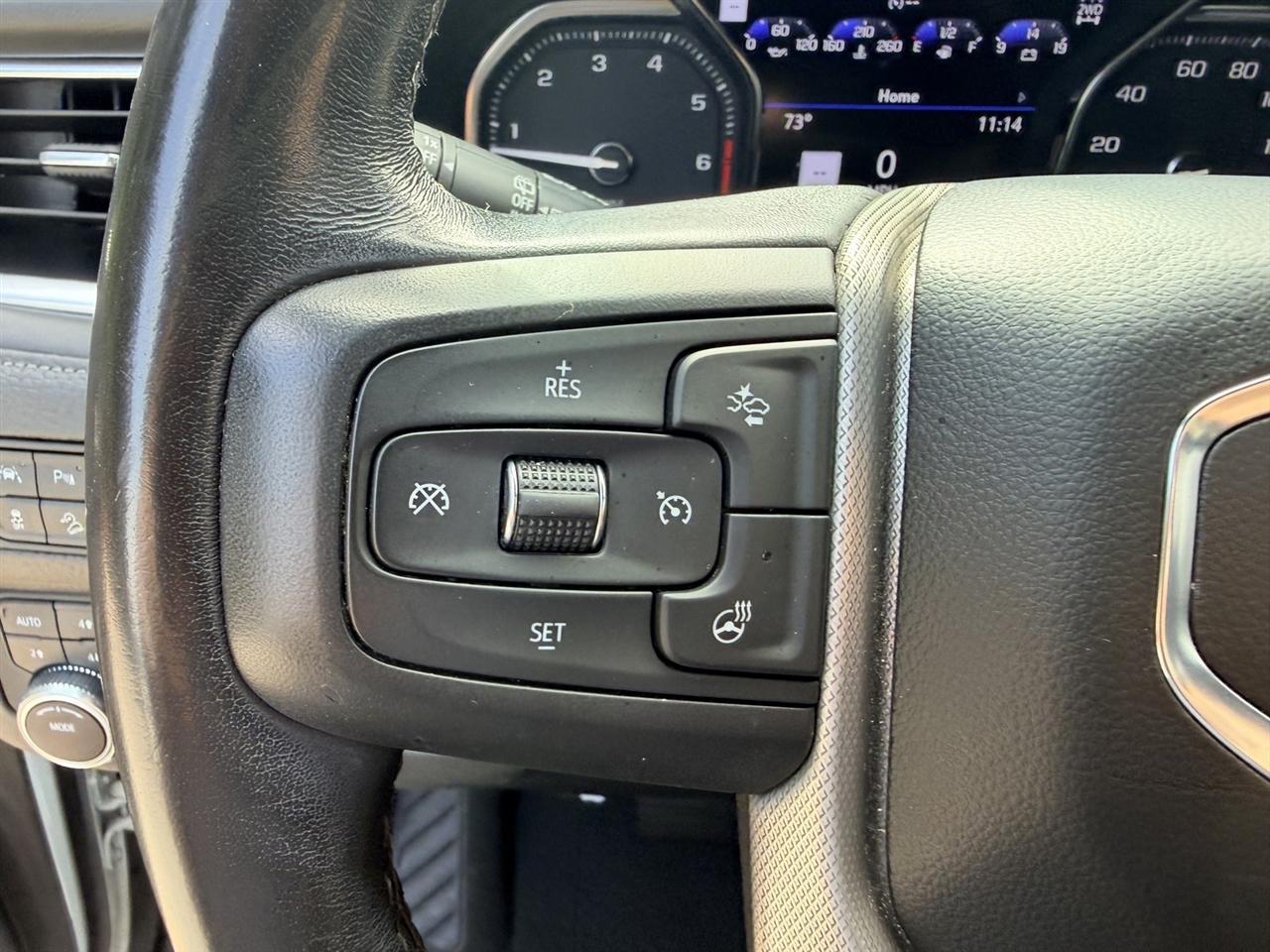 GMC Yukon XL Denali 4WD 2021