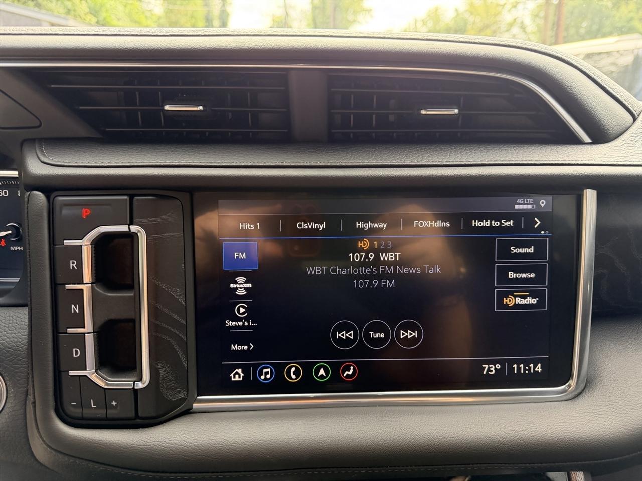 GMC Yukon XL Denali 4WD 2021