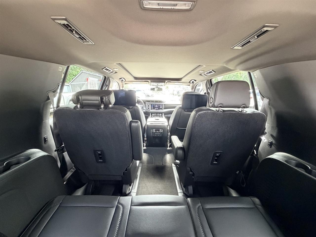 GMC Yukon XL Denali 4WD 2021