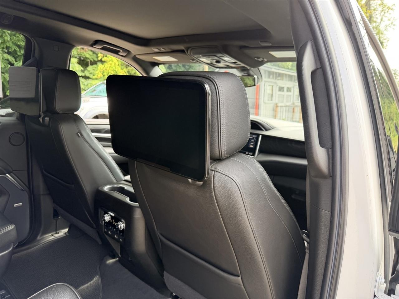 GMC Yukon XL Denali 4WD 2021