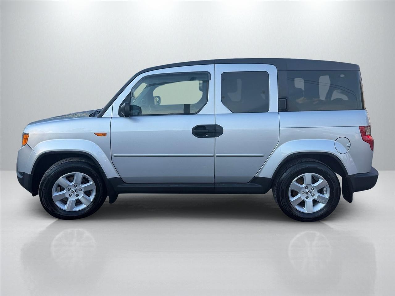 Honda Element EX 4WD AT 2011