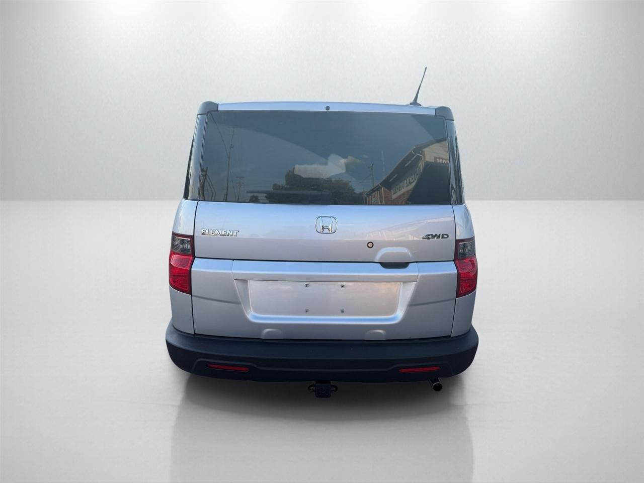 Honda Element EX 4WD AT 2011