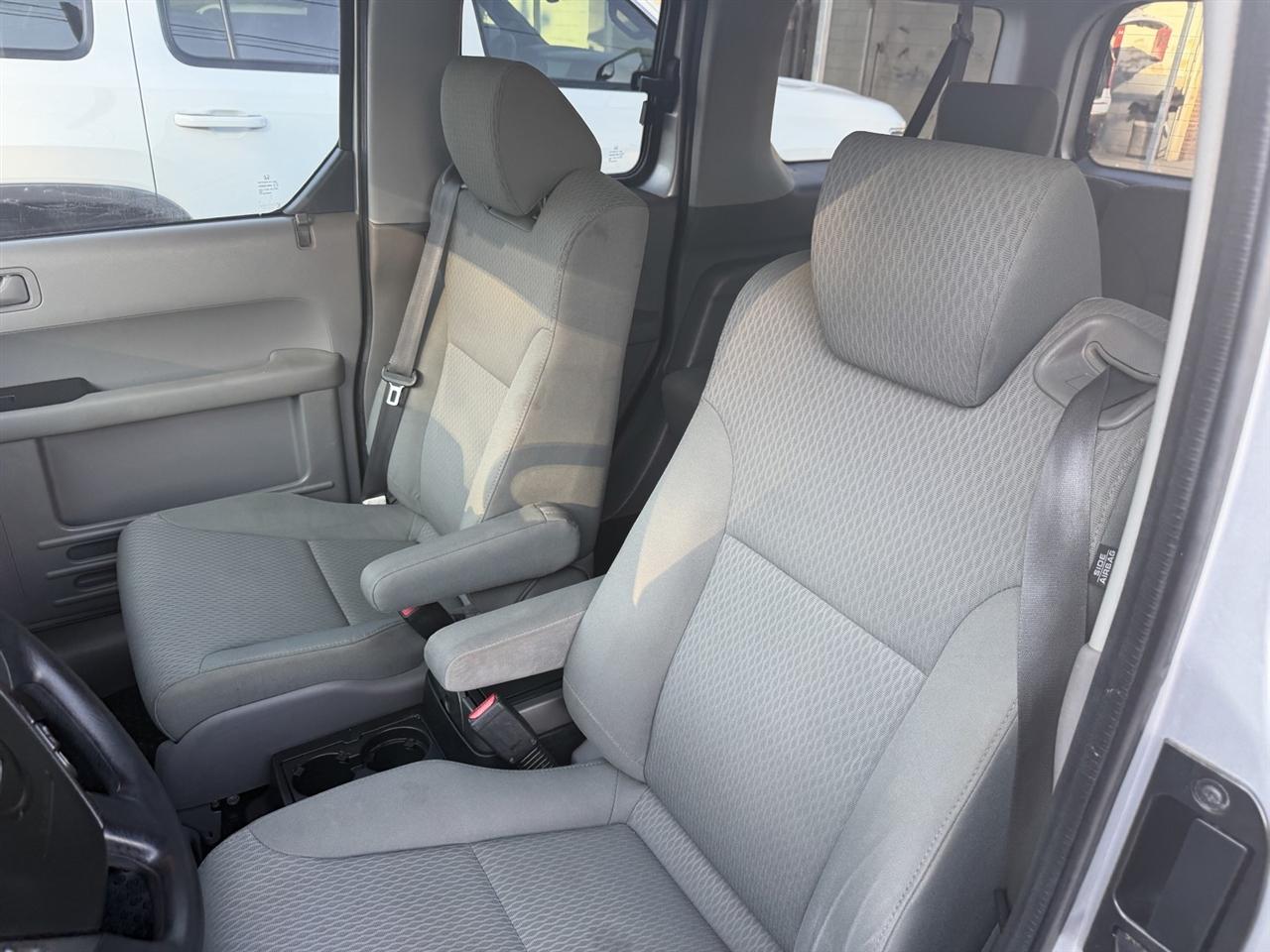 Honda Element EX 4WD AT 2011