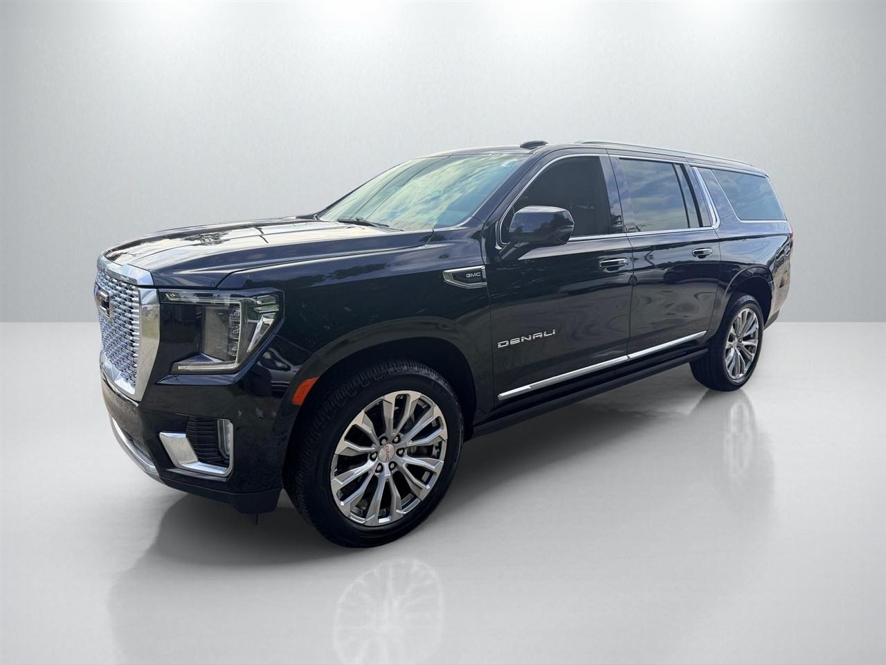 GMC Yukon XL Denali 4WD 2022