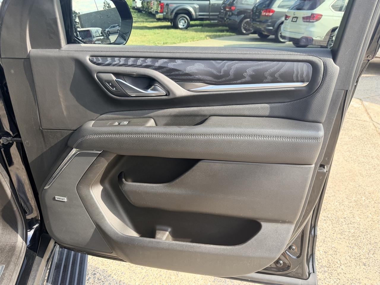 GMC Yukon XL Denali 4WD 2022