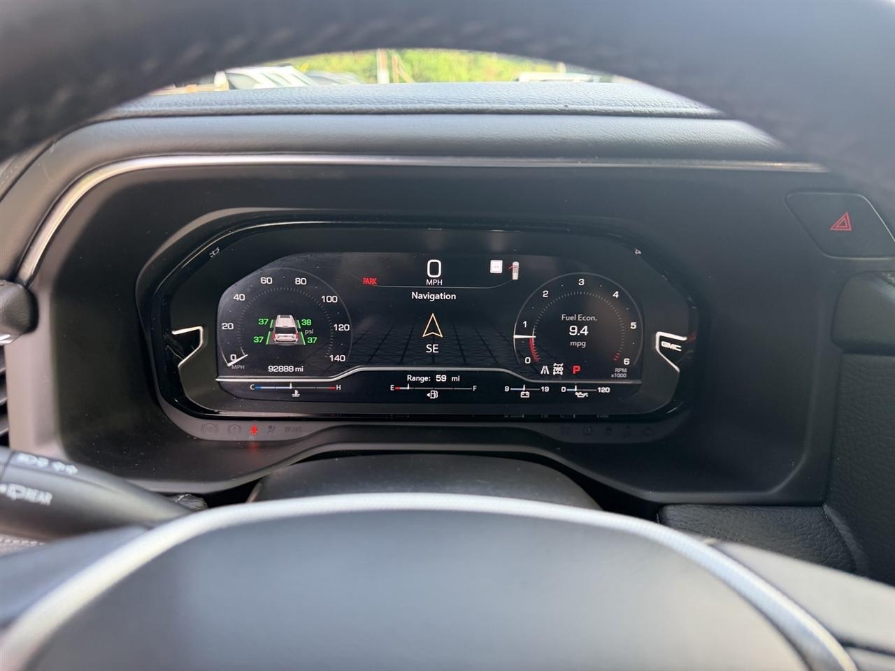 GMC Yukon XL photo 17